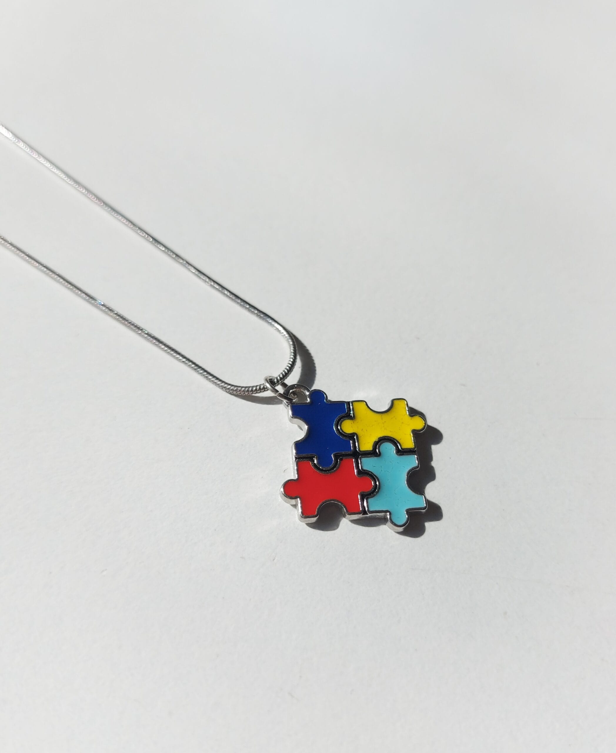 Puzzle medálos nyaklánc