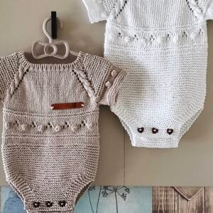 Egyedi kézzel kötött unisex body