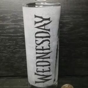 Wednesday mintás üveg pohár