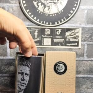 Puskás Ferenc portré kézzel gravírozva