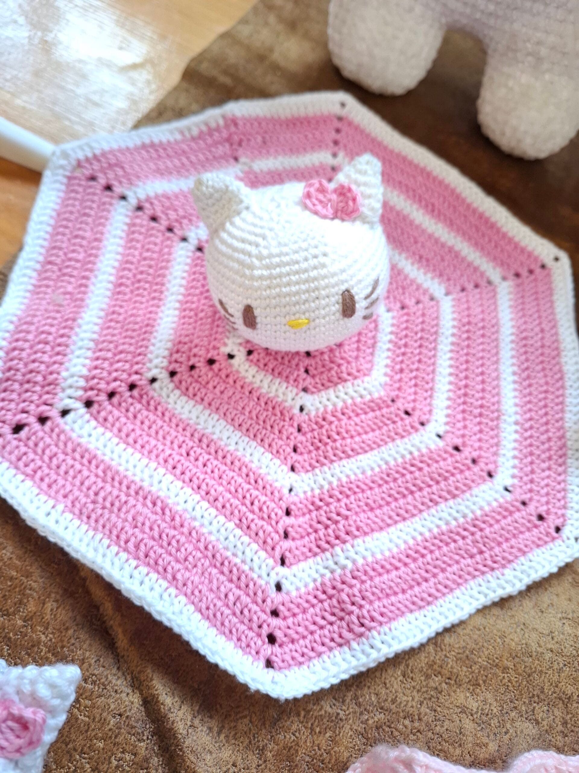 Hello kitti alvóka