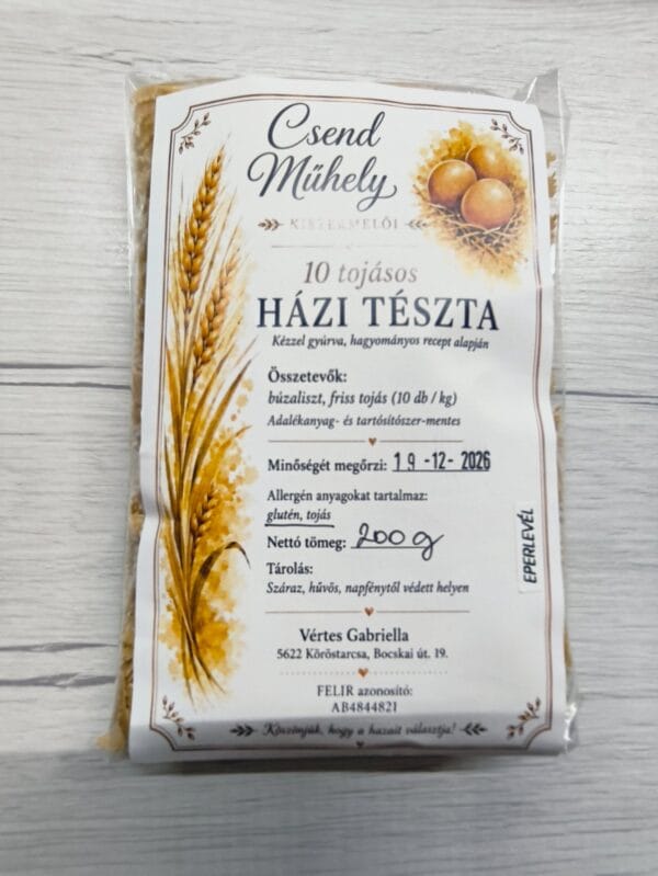 10 tojásost házi tészta/Eperlevél