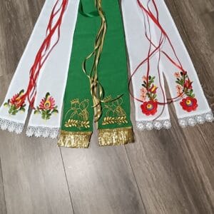 Hímzett vőfély szalag