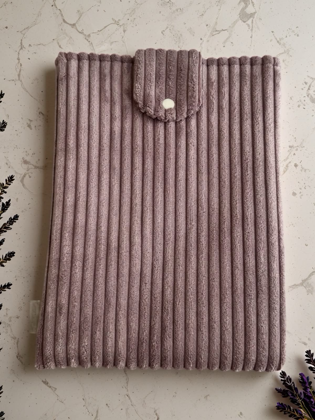 Kordbársony könyvtok/tablet tok