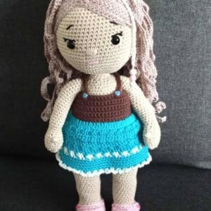 Mia doll horgolt baba