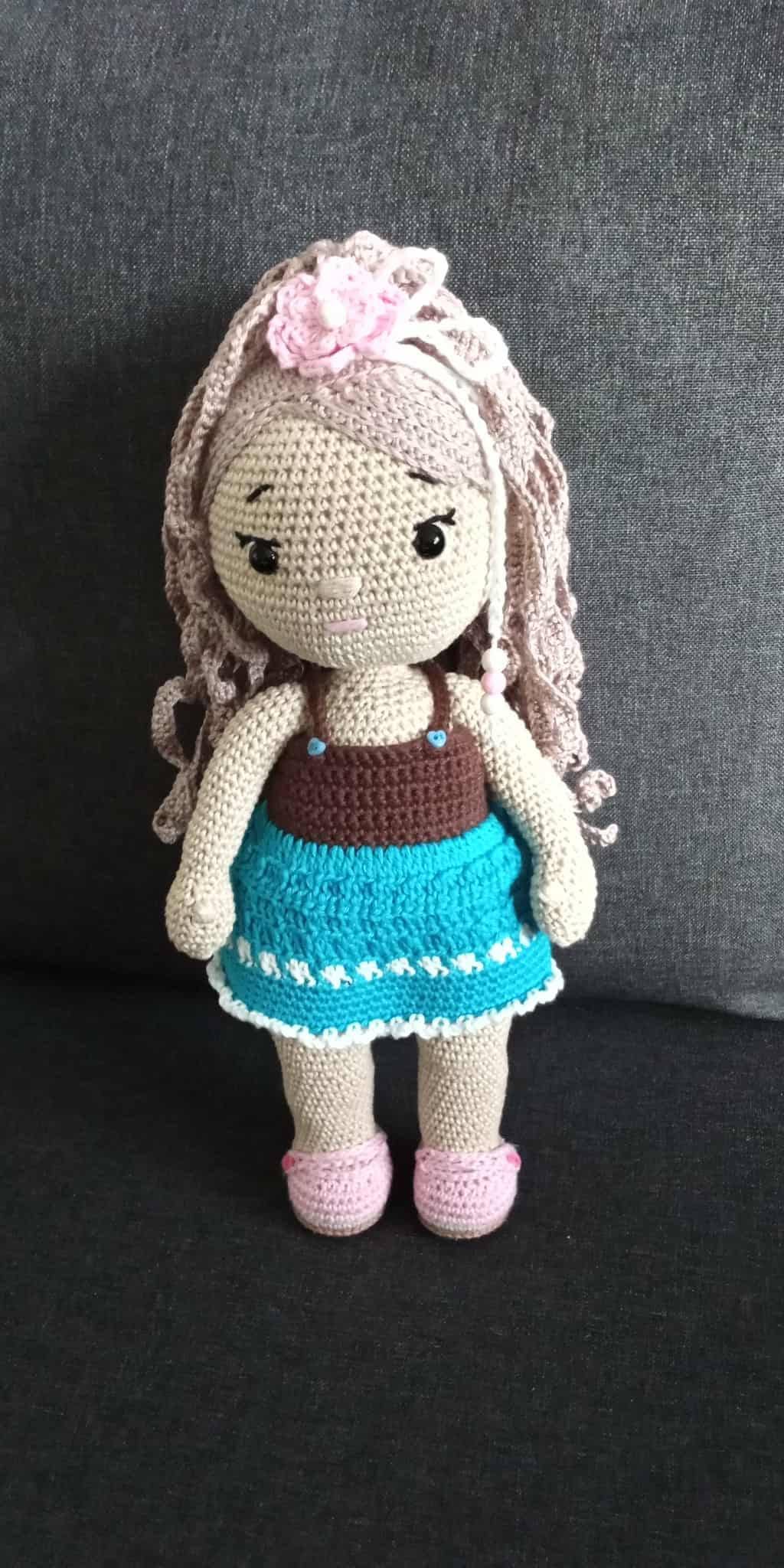Mia doll horgolt baba