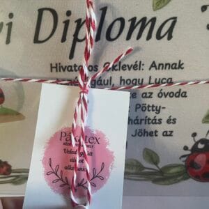 Ovi diploma ballagásra