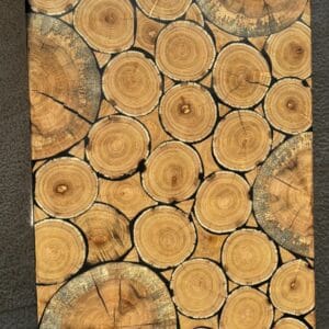 Epoxy-fa karika design kisasztal