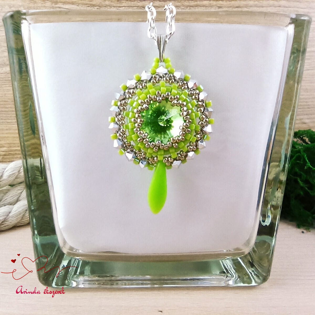 Csillogó álmok zöld Swarovski nyaklánc