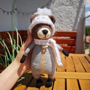 Horgolt mackópajtás amigurumi