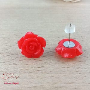 Piros rózsás fülbevaló 14 mm