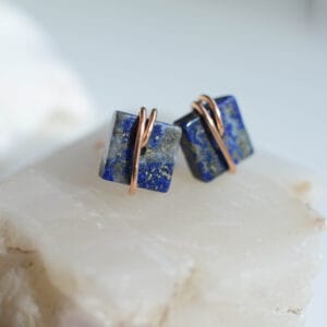 Valódi Bronz fülbevaló – lápisz lazuli, beszúrós
