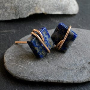 Valódi Bronz fülbevaló – lápisz lazuli, beszúrós