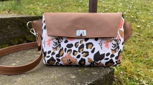 Övtáska – crossbody