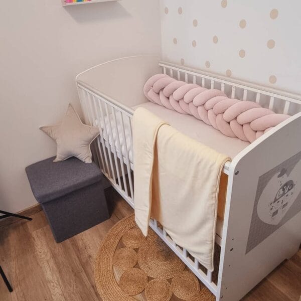 Bézs babyplüss babatakaró – természetes puhaság minden évszakban – 70*90cm