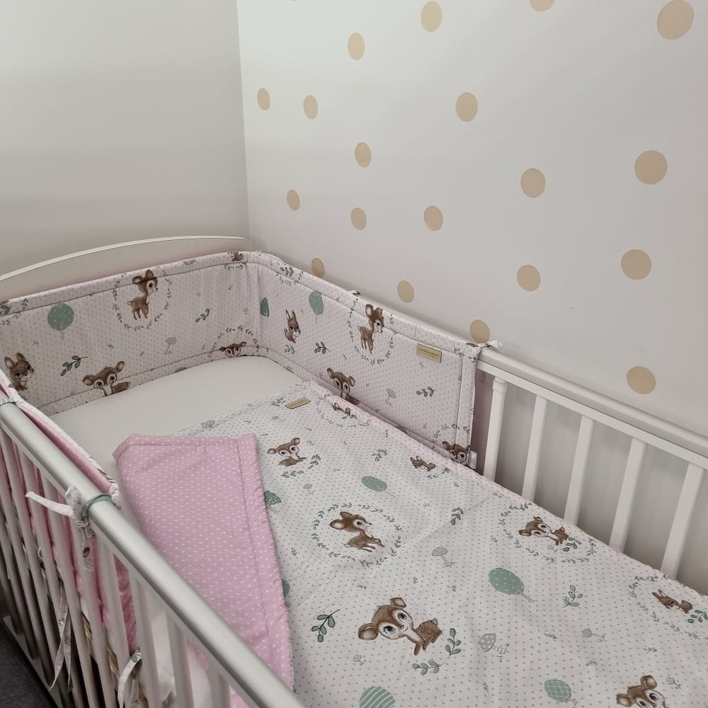 Őzikés babaágynemű szett pöttyös Kiságy mérete 70*120cm