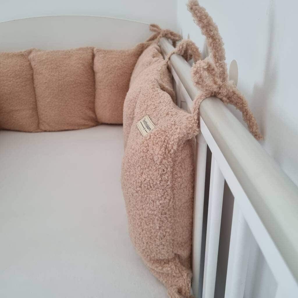 Prémium vastag rácsvédő – Teddy anyag, kivehető töltet 200-420cm – 360cm