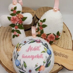 Áldott húsvétot!- virágos filc díszek dobozban