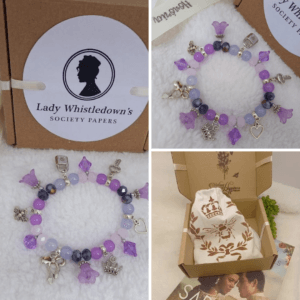 Bridgerton ihletésű-charm karkötő, virággyöngyökkel-B004