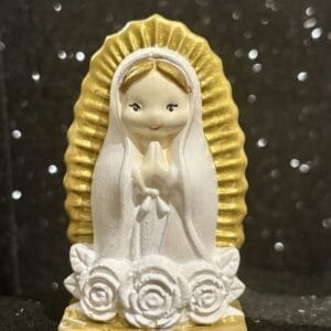 Aranyfény Madonna – miniatűr spirituális dekor