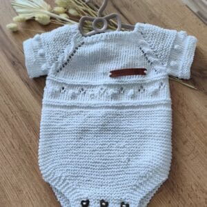 Egyedi kézzel kötött unisex body