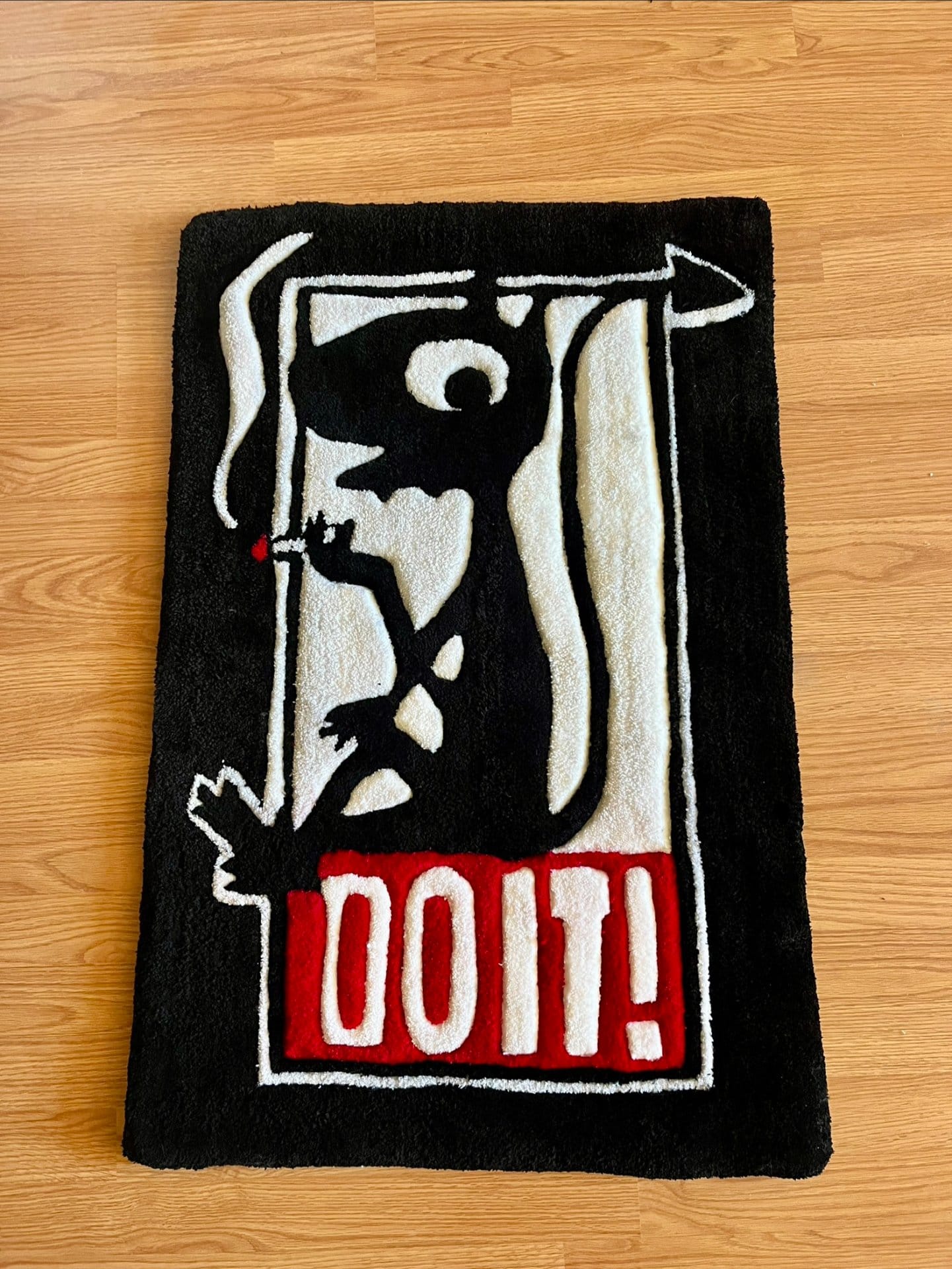 Luci „Do It!” tuftingolt szőnyeg