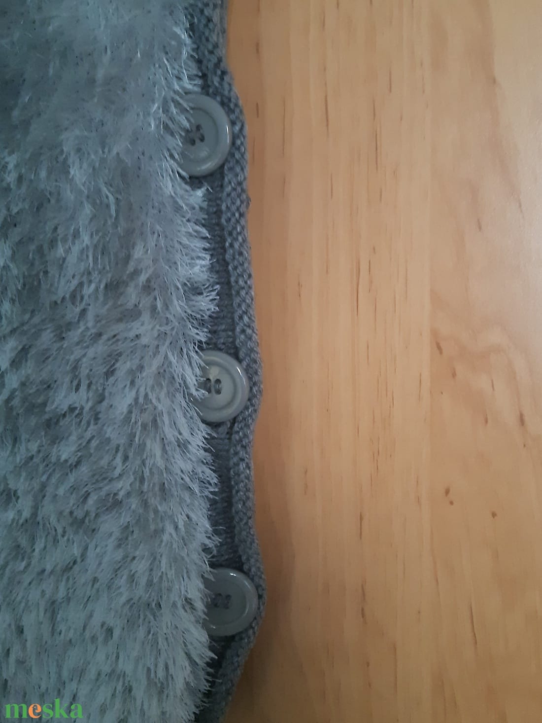 Kézzel kötött gyerek poncsó, mellény