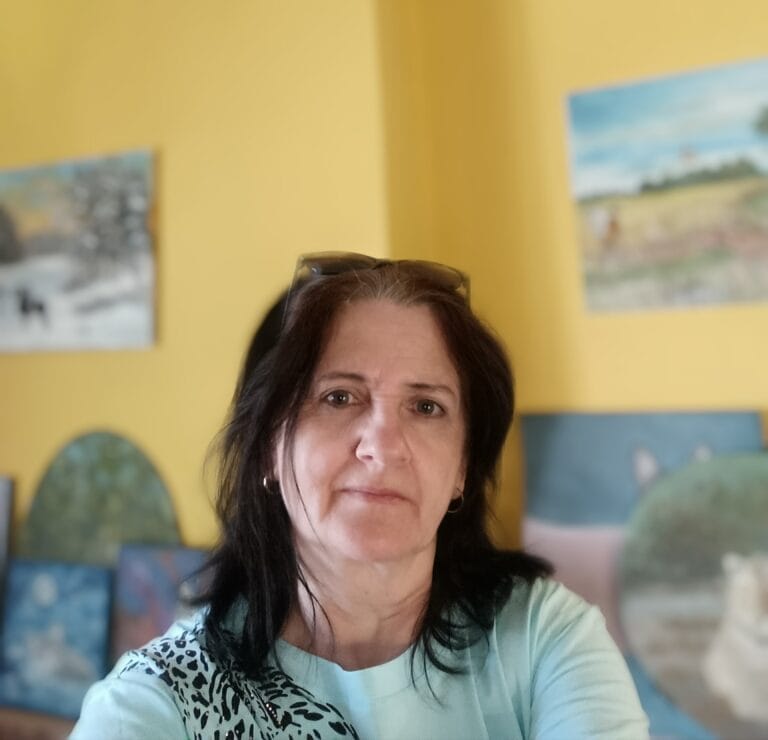 Alkotó profilképe: Repásiné Bakos Ibolya