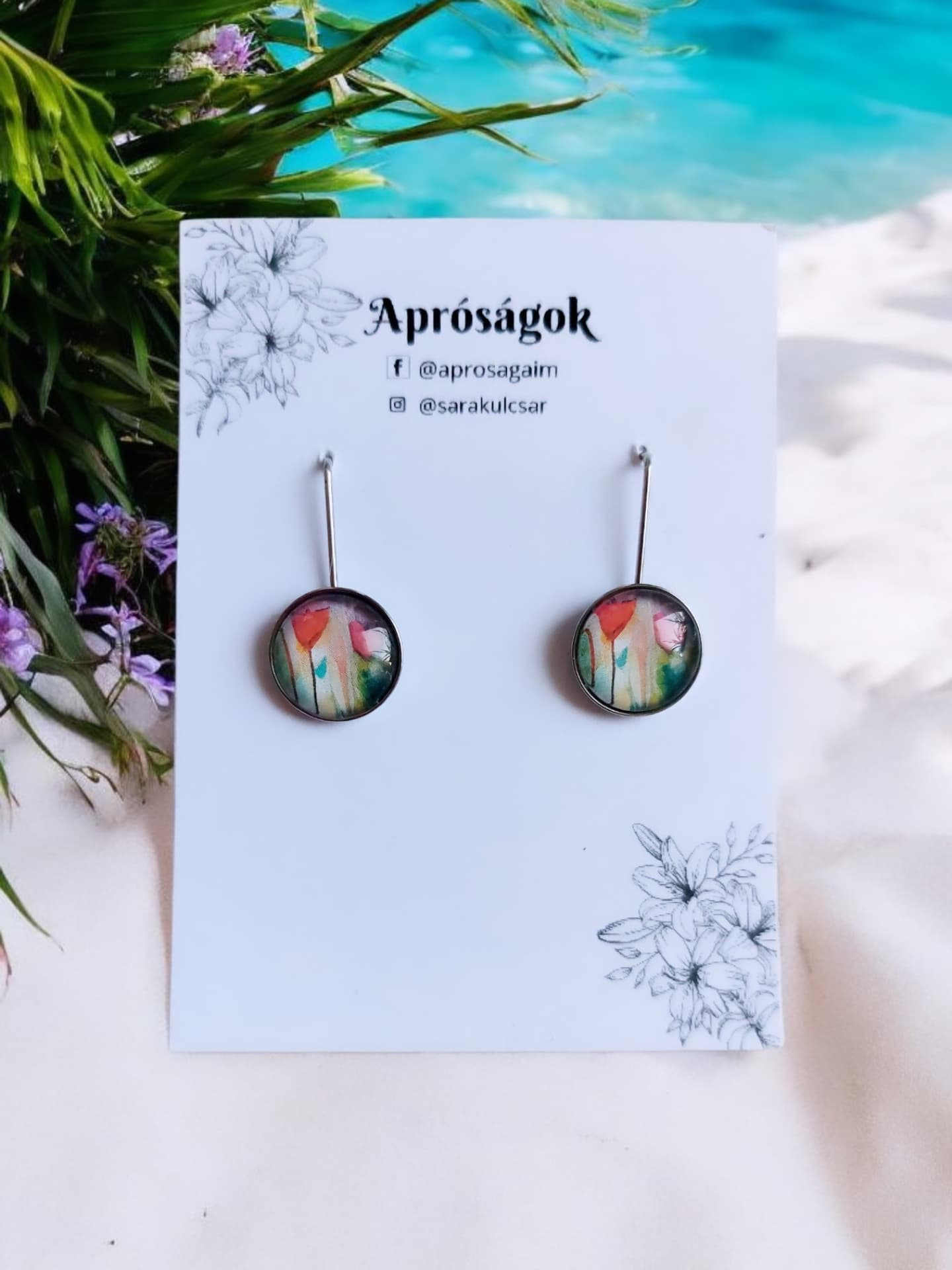 Piros tulipános kis trópusi fülbevaló