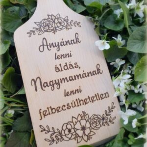 Nagymamának vágódeszka