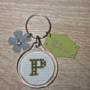 Monogramos kulcstartó