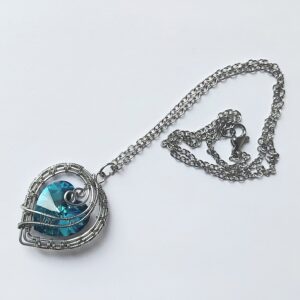 Acél szív nyaklánc nagy swarovski kristállyal