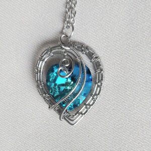 Acél szív nyaklánc nagy swarovski kristállyal