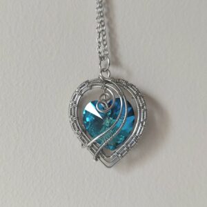 Acél szív nyaklánc nagy swarovski kristállyal