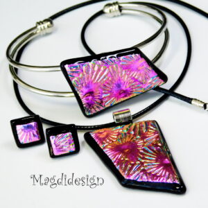 Pink-arany dichroic üveg ékszerszett nyaklánc, karkötő, stiftes fülbevaló