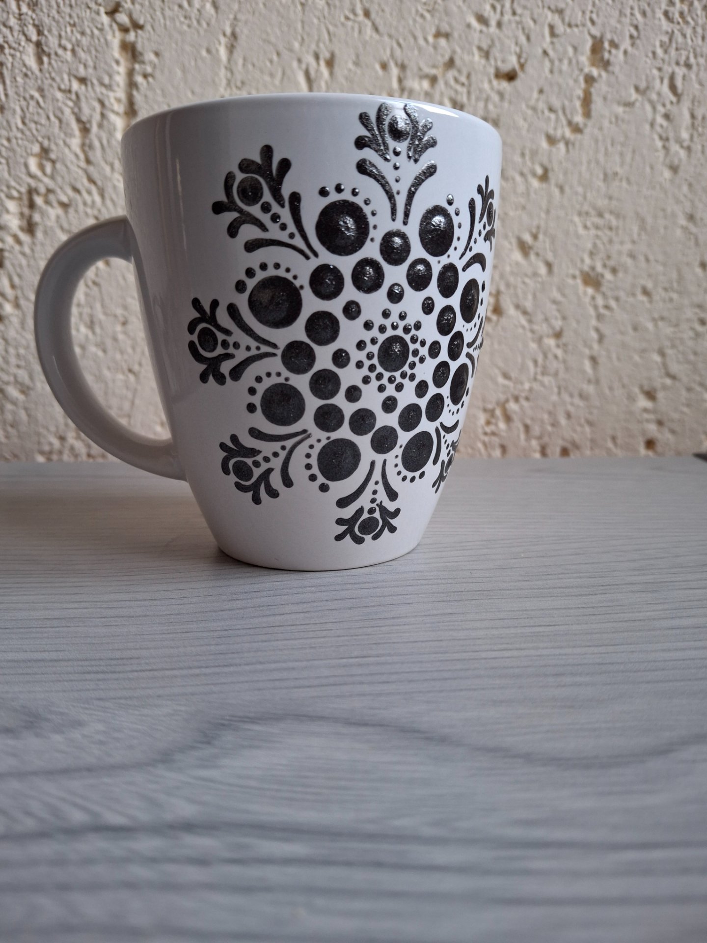 Pontfestett mandala bögre színes