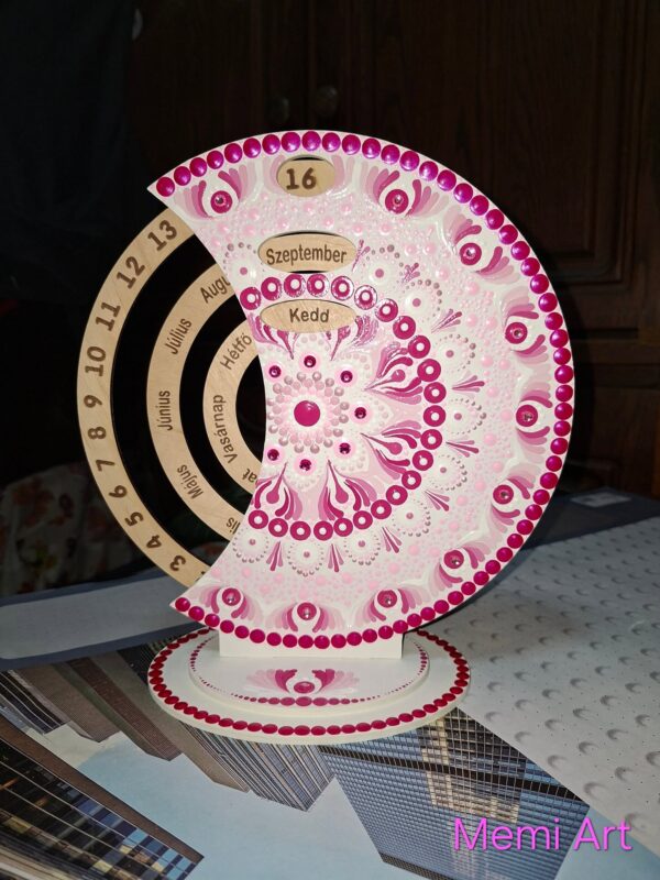 Öröknaptár 25cm rózsaszín mandala mintával fehér alapra