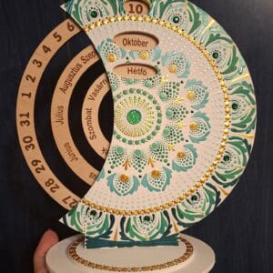 Öröknaptár 25cm zöld-arany mandala mintával fehér alapra