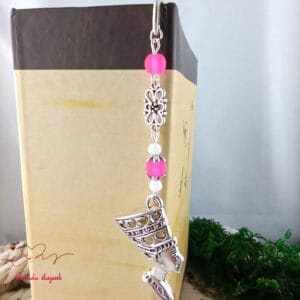 Fáraó könyvjelző pink gyöngyökkel történelemtanárnak