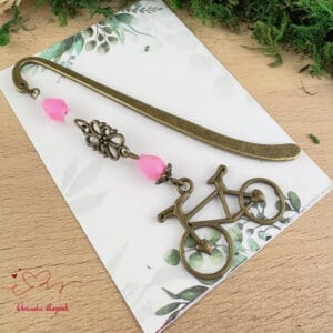 Bicikli könyvjelző pink gyöngyökkel