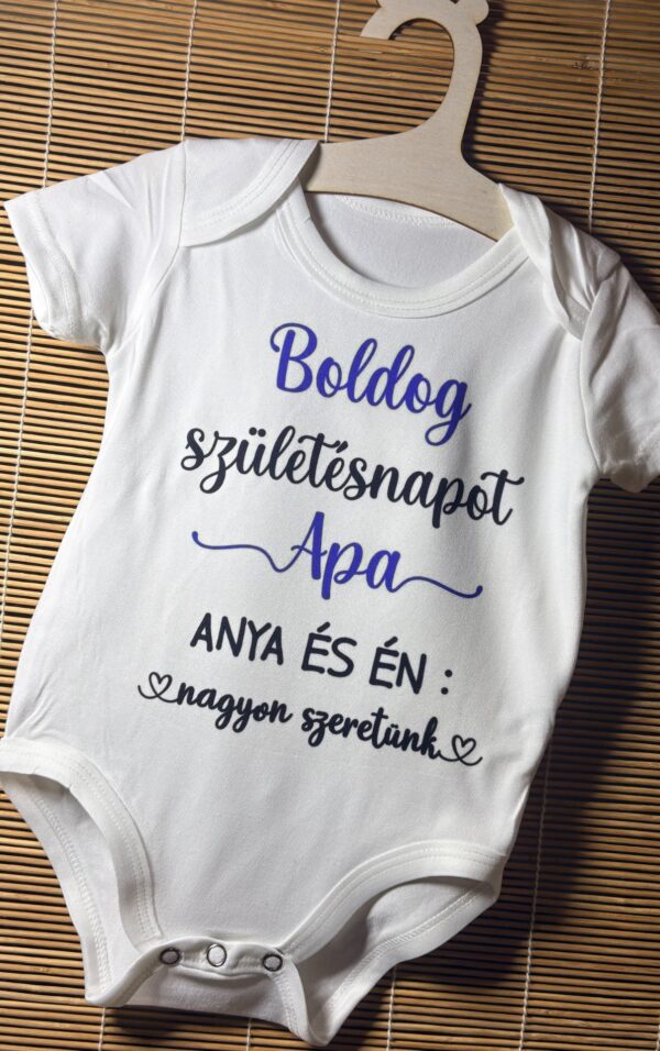 Egyedi bababody