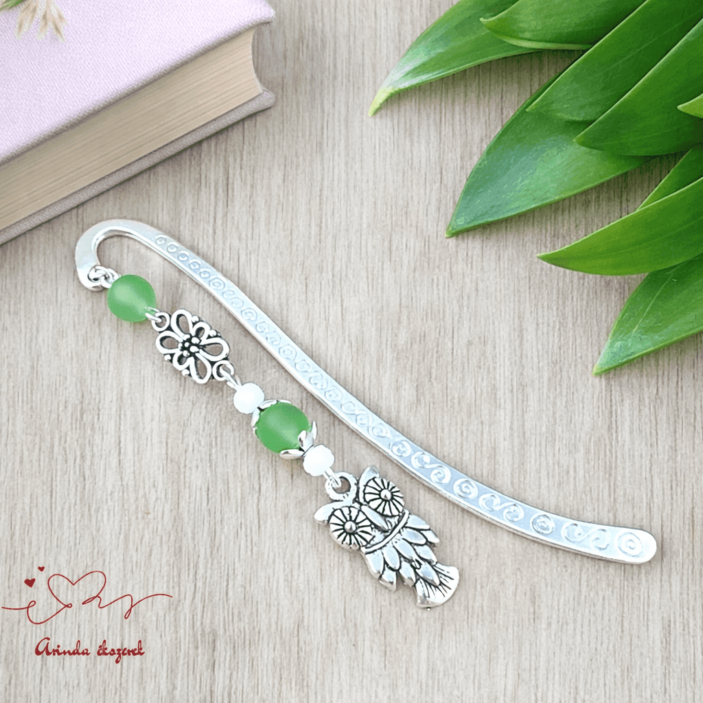 Bagoly könyvjelző zöld gyöngyökkel
