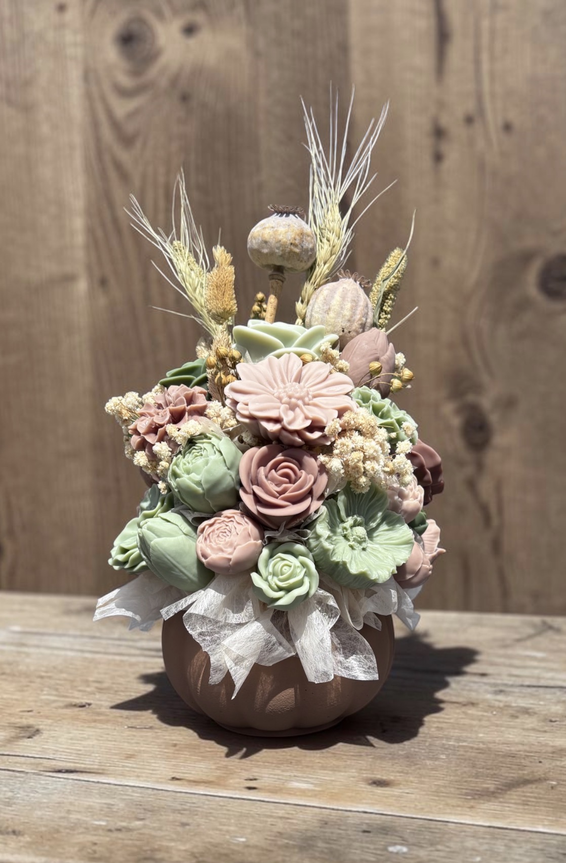 Autumn bouqet pumpkin box
