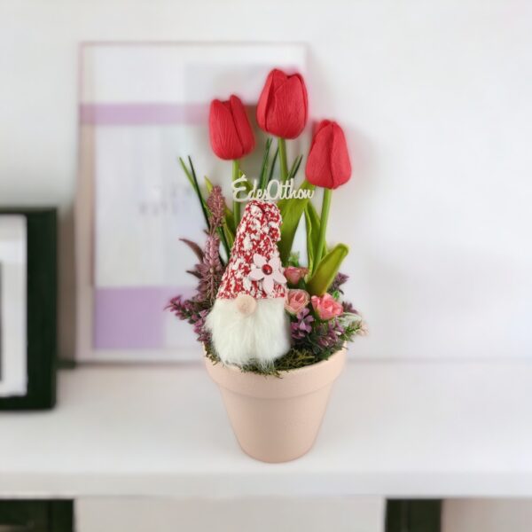 Piros tulipánok tavaszmanóval TUG549