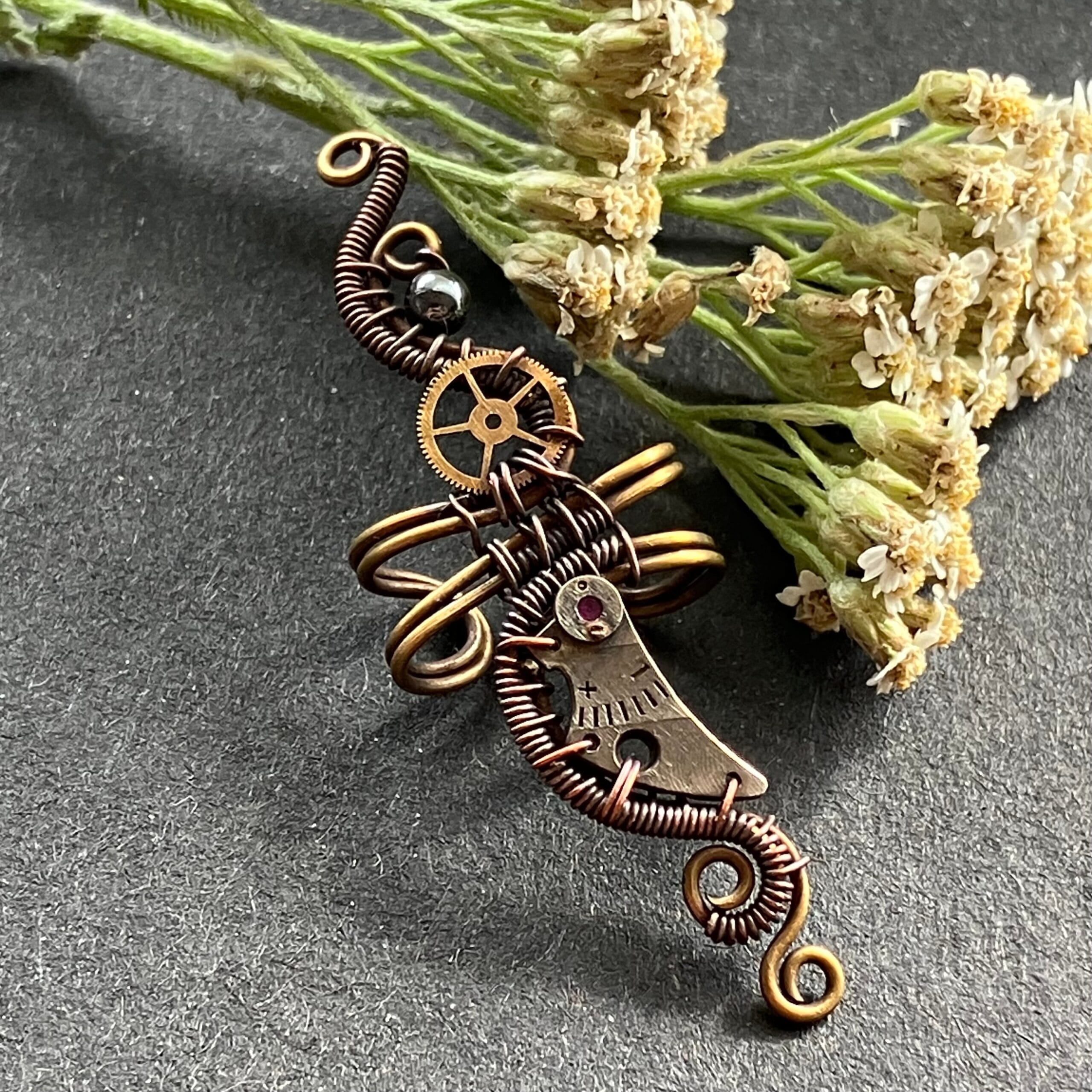 TIME FLIES – Sárga- és vörösréz nagy steampunk fülgyűrű