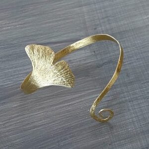 FÉNYES GINKGO BILOBA KARPEREC SÁRGARÉZBŐL