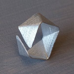 GEOMETRIKUS GYŰRŰ ALUMÍNIUMBÓL