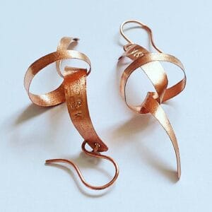 ROSEGOLD CSOMÓ FÜLBEVALÓ VÖRÖSRÉZBŐL