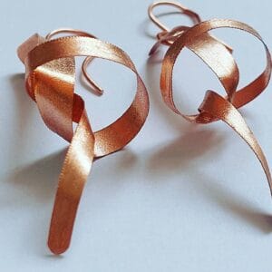 ROSEGOLD CSOMÓ FÜLBEVALÓ VÖRÖSRÉZBŐL