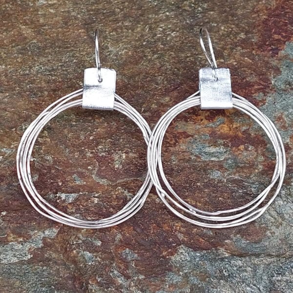 EXTRA KARIKA FÜLBEVALÓ
